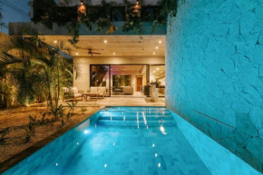 Architectonic Masterpiece Villa, 5 Bedroom Private Pool & Concierge Service